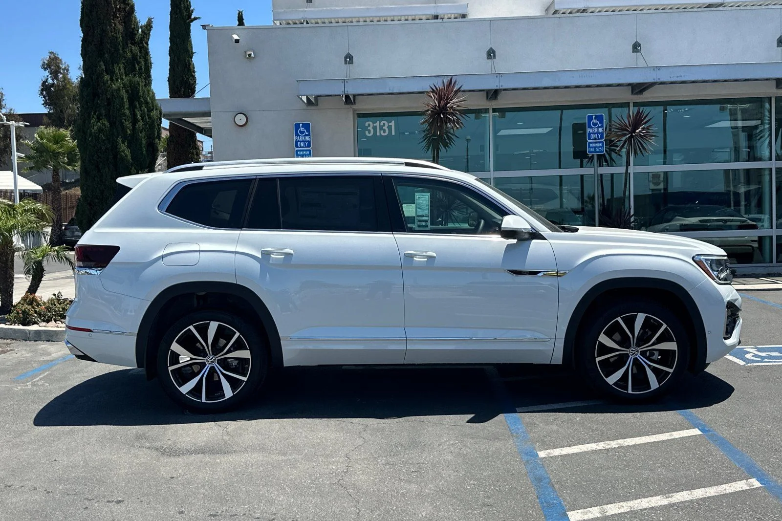 New 2026 White Volkswagen 2.0T SEL Premium R-Line image 4