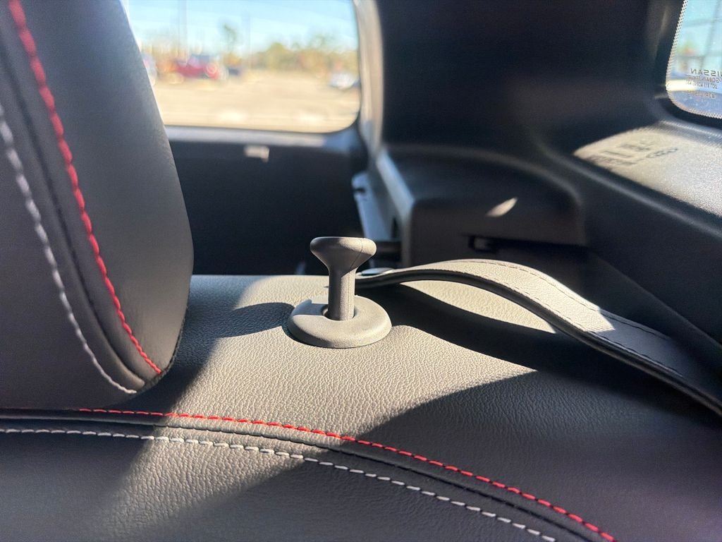 New 2026 Nissan Kicks SR 4D Sport Utility