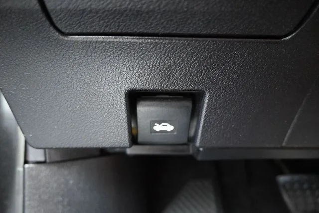 Used 2020 Black Lexus 350 image 40