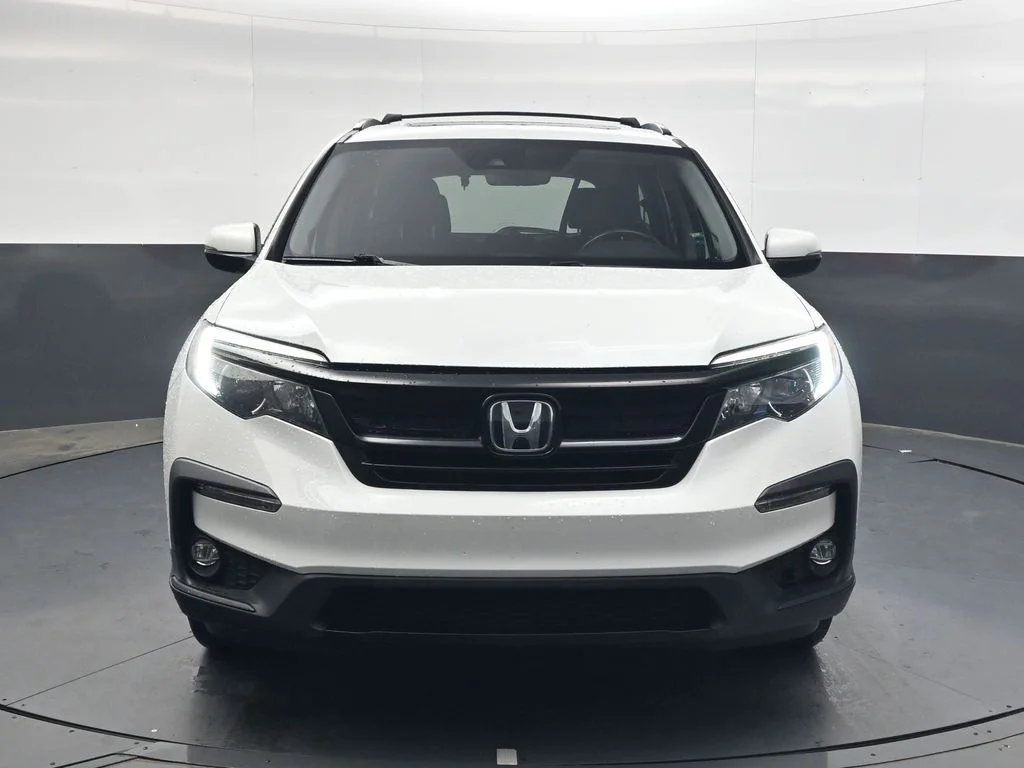 Used 2022 Platinum White Pearl Honda Special Edition image 9