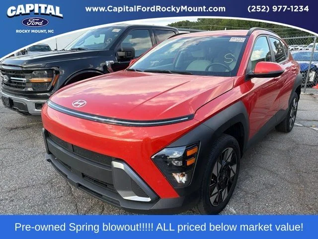 Used 2024 Orange Hyundai SEL image 1