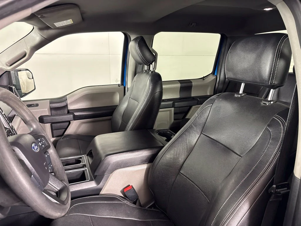 Used 2020 Blue Ford XL image 29