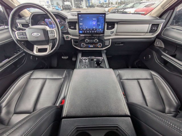 Used 2024 Black Metallic Ford XLT image 18