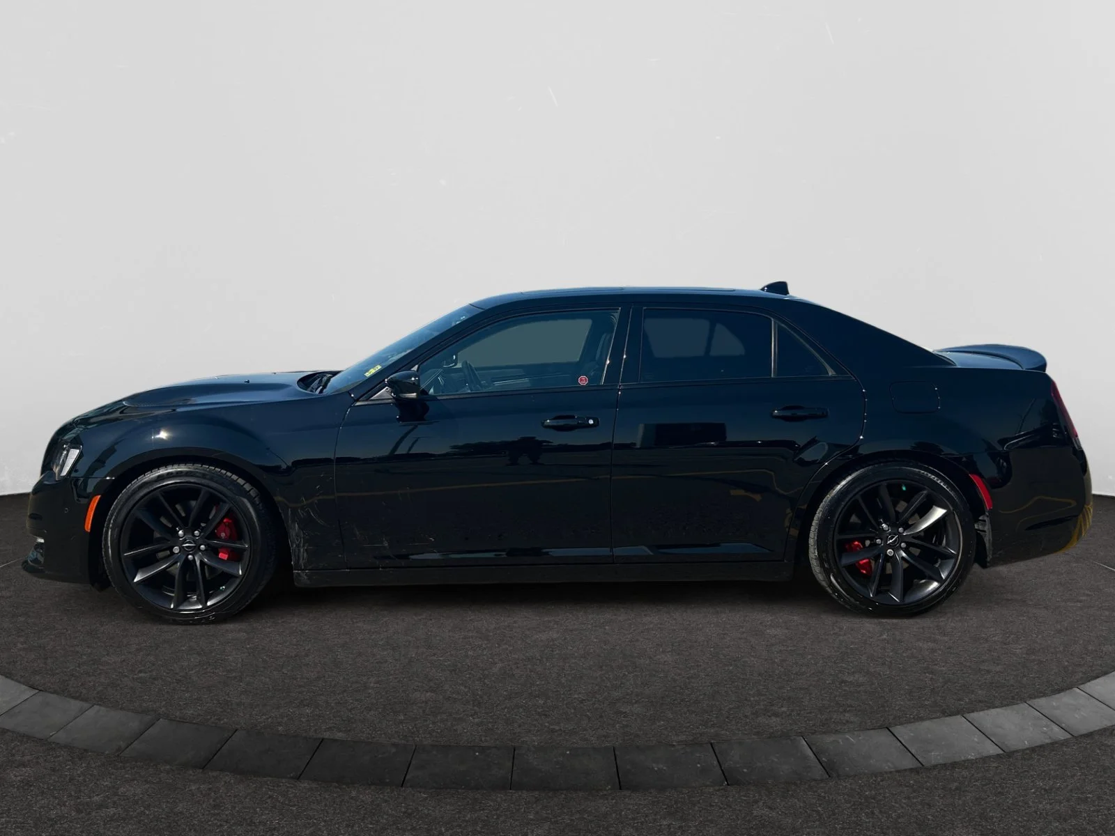 Used 2023 Gloss Black Chrysler 300C image 2