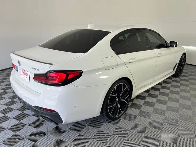 Used 2023 Alpine White BMW 540i image 7