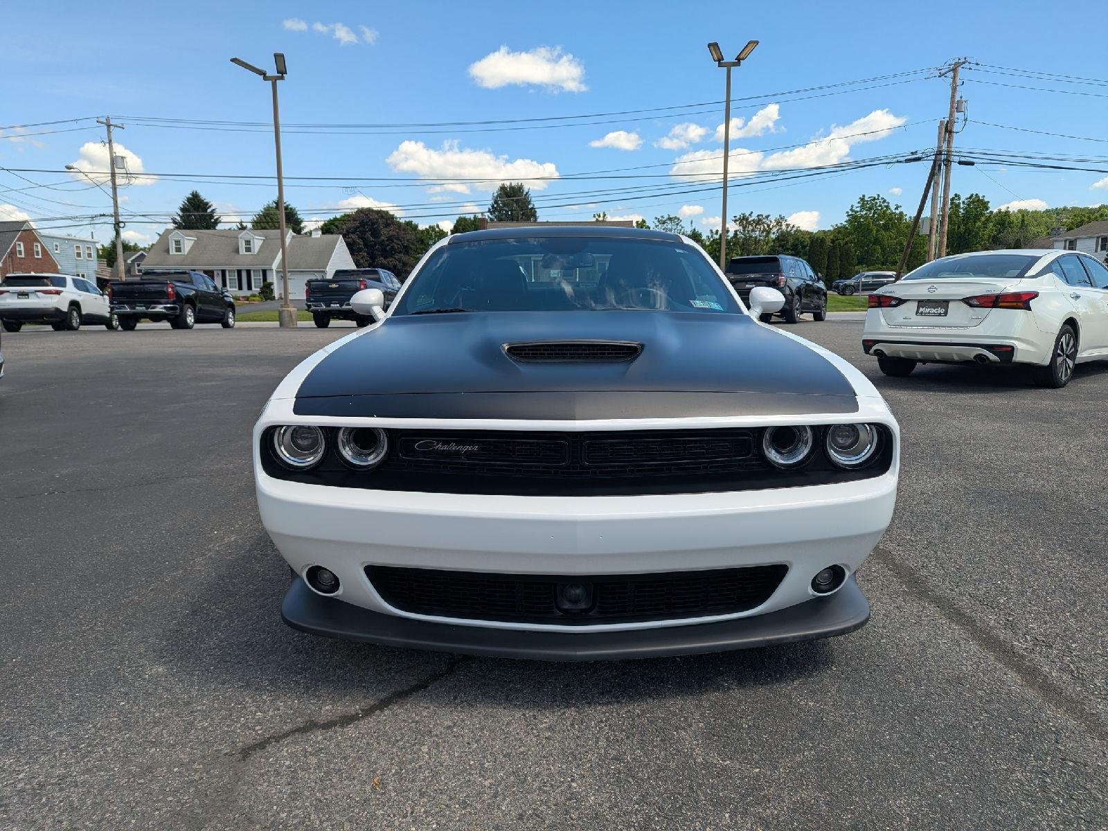 Used 2023 White Knuckle Clearcoat Dodge R/T Scat Pack image 2