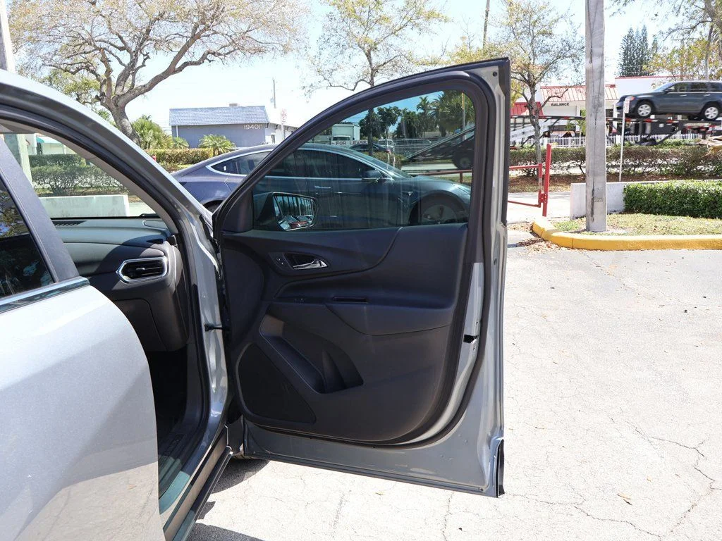 Used 2024 Gray Chevrolet LT image 23