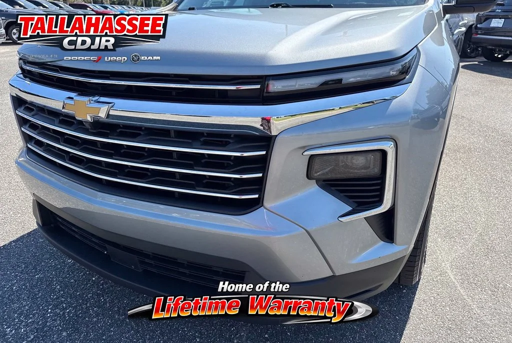 Used 2025 Sterling Gray Metallic Chevrolet LT image 12