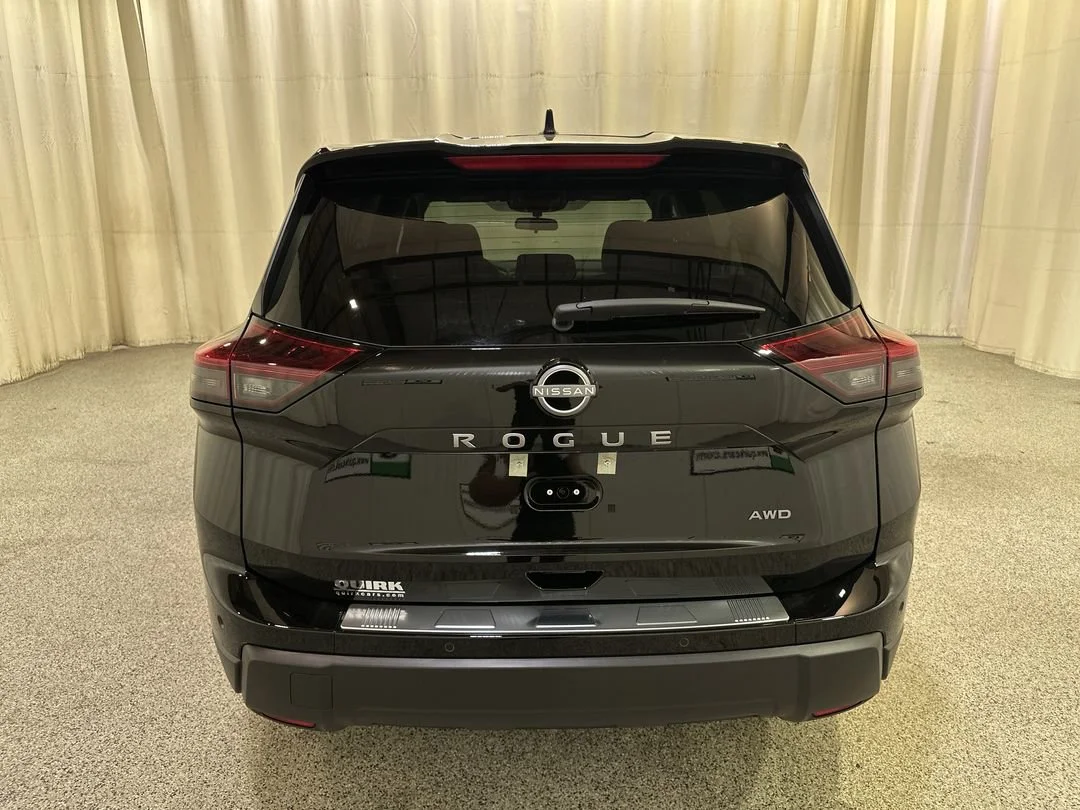 2026 Nissan Rogue SV - Photo 7