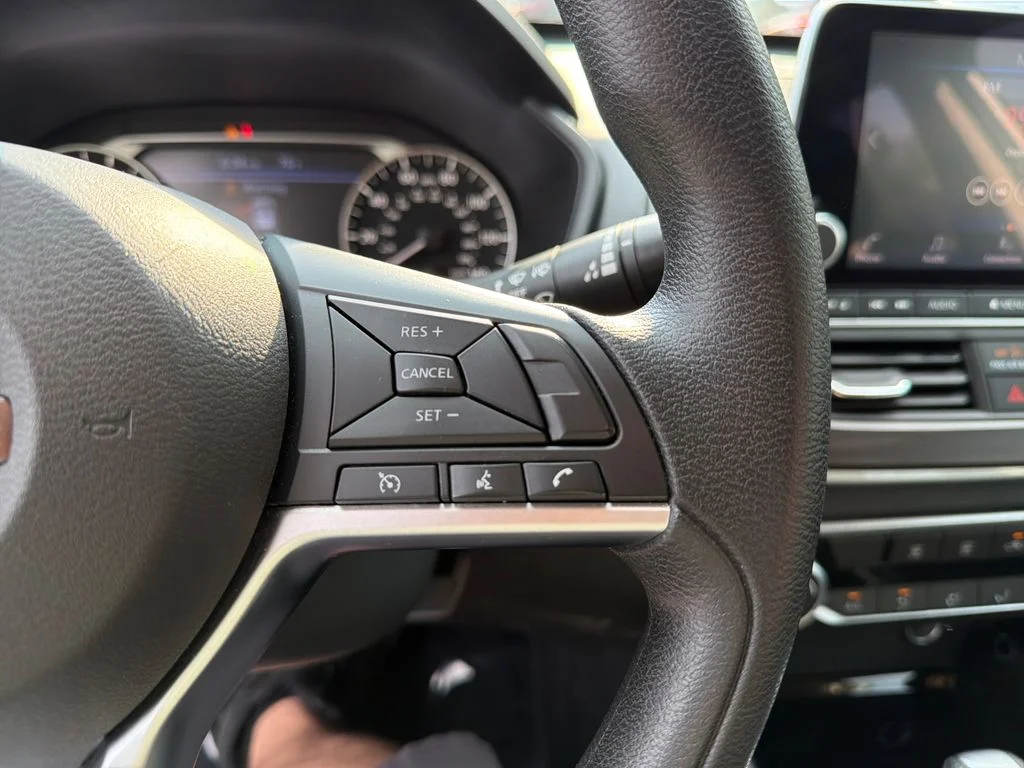 Used 2024 Gray Nissan 2.5 SV image 22