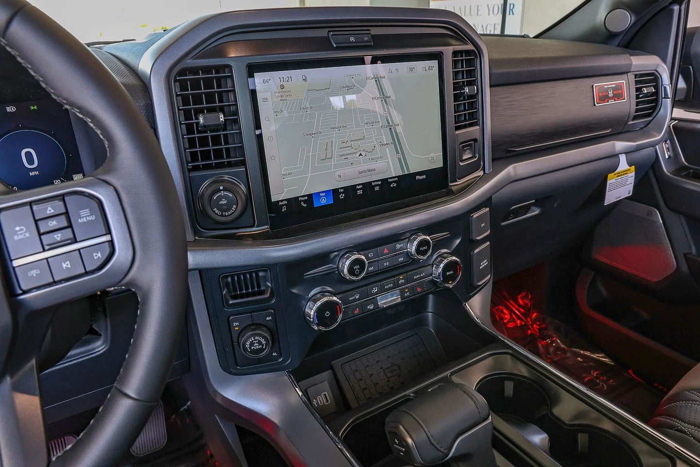 New 2026 Carbonized Gray Metallic Ford XLT image 17