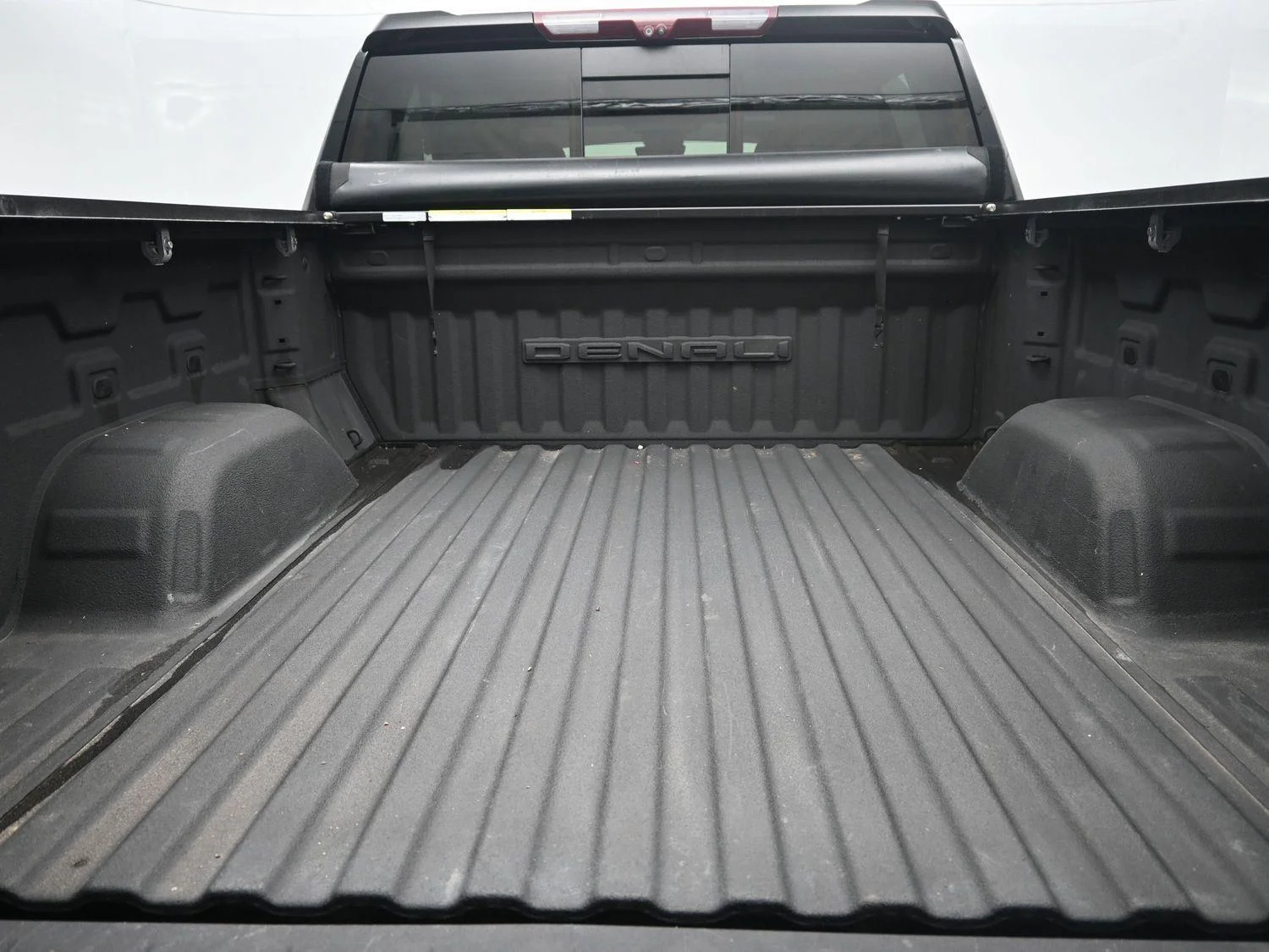 Used 2023 Onyx Black GMC Denali image 18