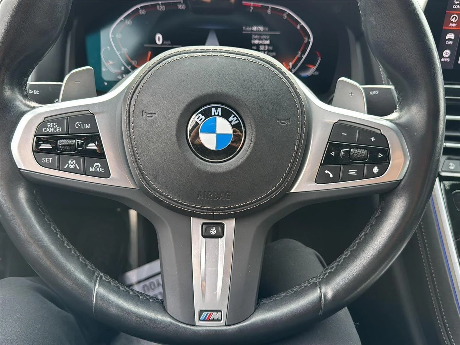 2023 BMW 8 Series 840i - Photo 18