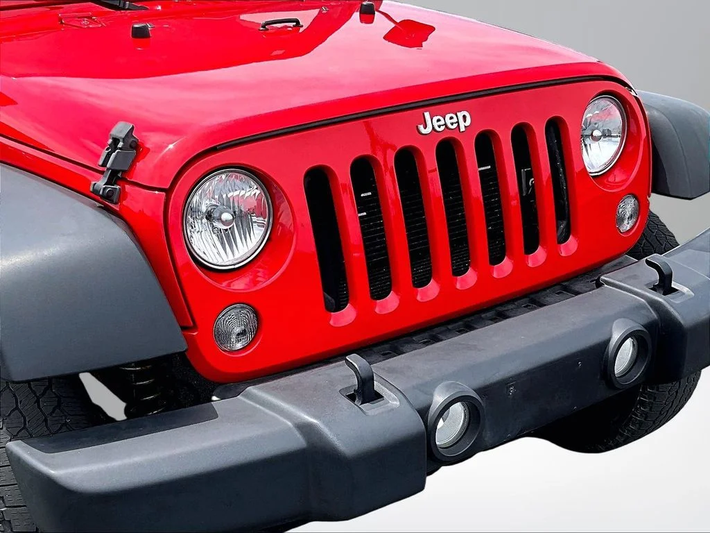 Used 2015 Red Jeep Unlimited Sport image 22