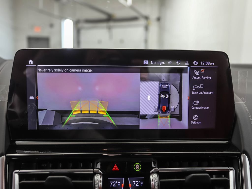 2026 BMW 8 Series 840i - Photo 18