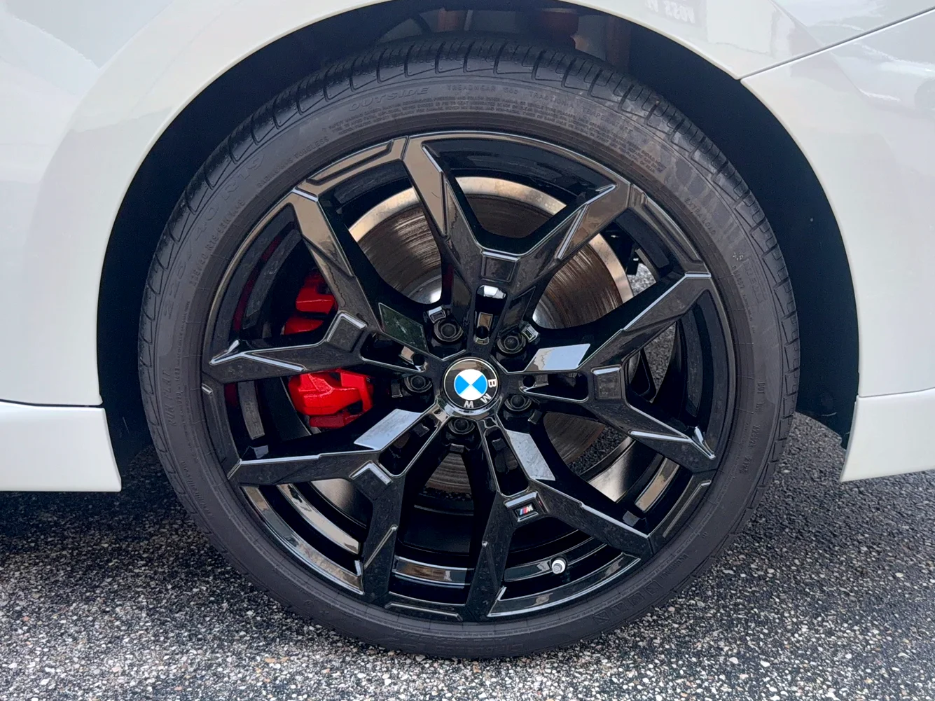 Used 2025 Alpine White BMW 230i xDrive image 23