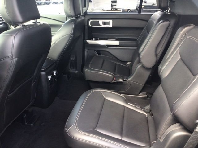 Certified Used 2023 Carbonized Gray Metallic Ford XLT image 22