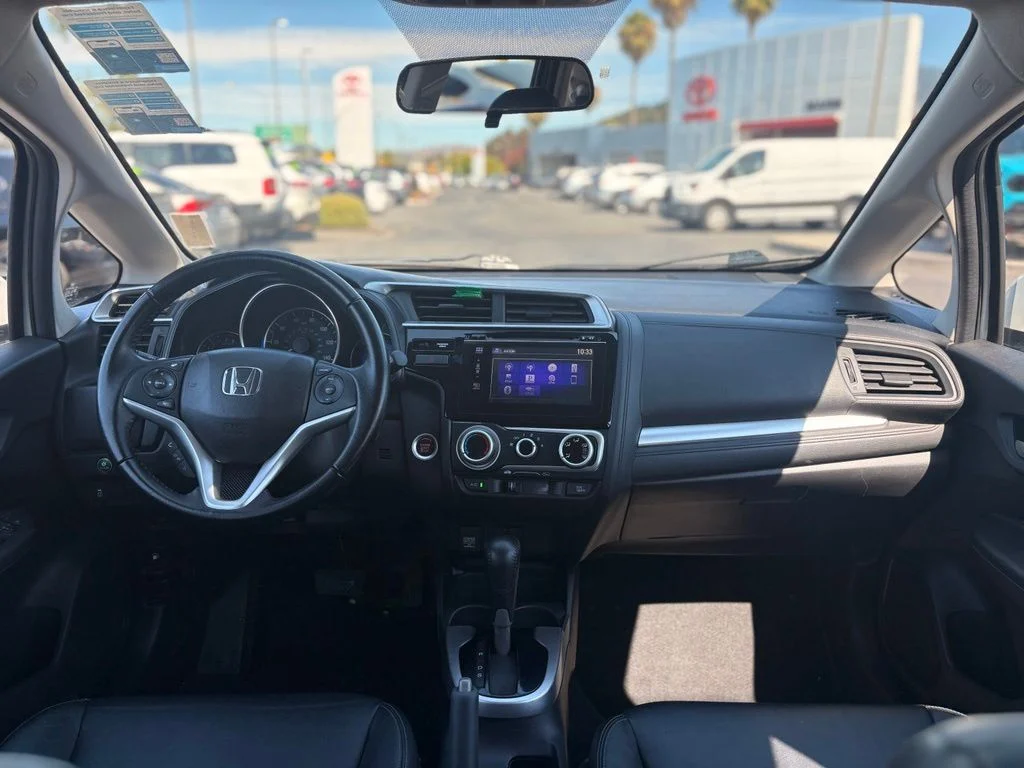 Used 2017 White Honda EX-L image 7