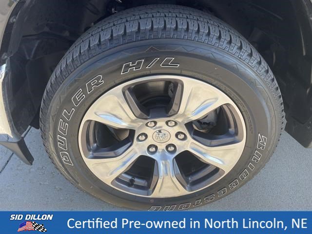 Used 2023 Diamond Black Crystal Pearl Coat Ram Laramie image 9