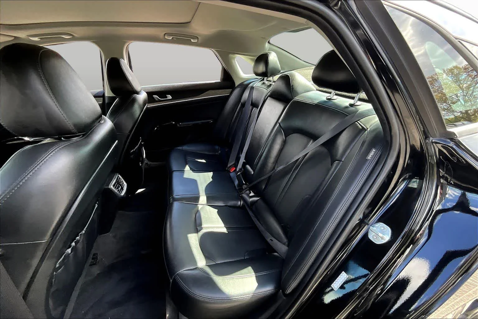 Used 2021 Ebony Black Kia EX image 36
