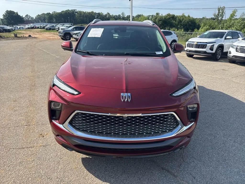 Used 2024 Cinnabar Metallic Buick Avenir image 37