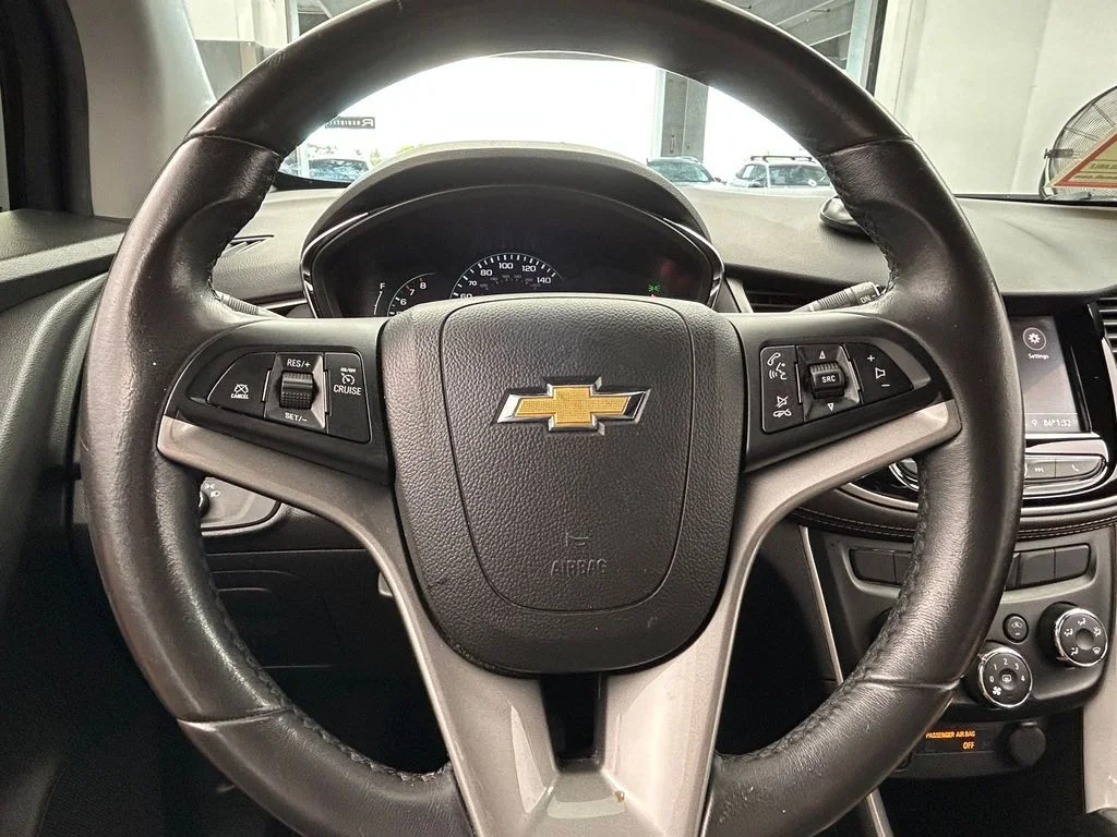 Used 2021 Crimson Metallic Chevrolet LT image 24