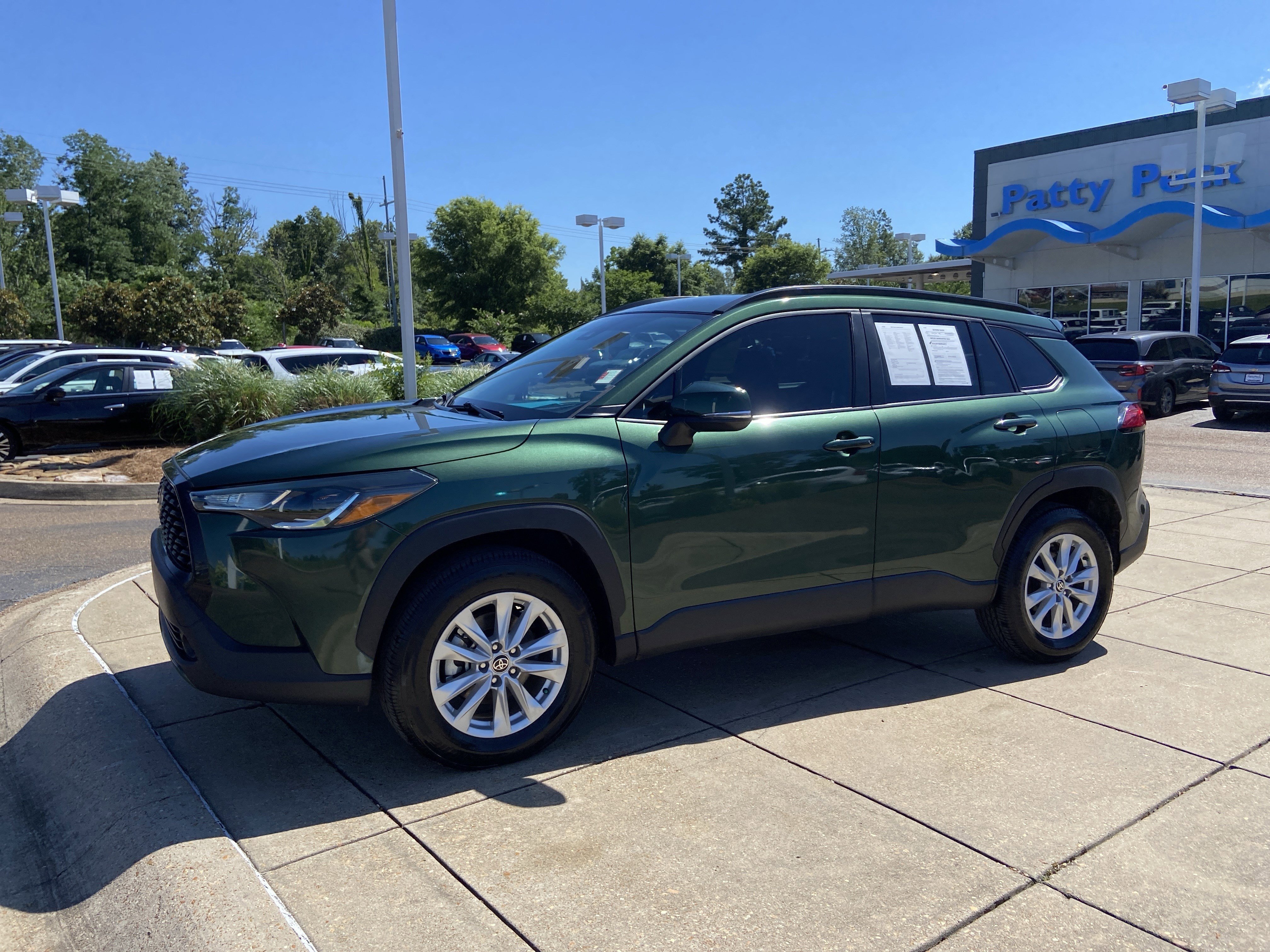 Used 2022 Cypress Toyota LE image 8