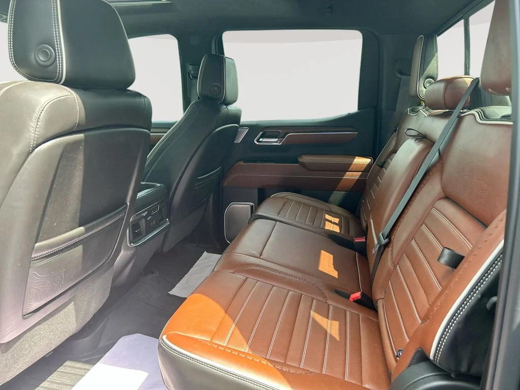 Used 2024 Black GMC Denali Ultimate image 29