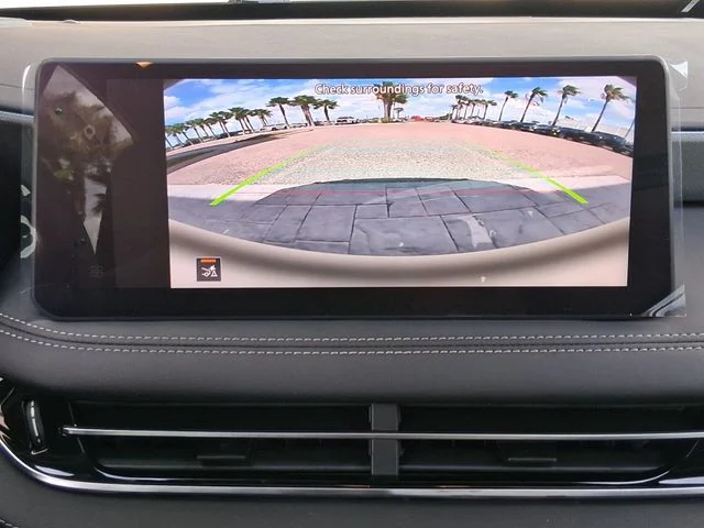 New 2027 RADIANT WHITE INFINITI Luxe AWD image 14