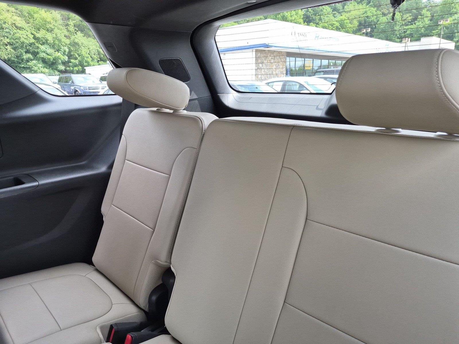 Used 2023 Mosaic Black Metallic Chevrolet LT Leather image 34