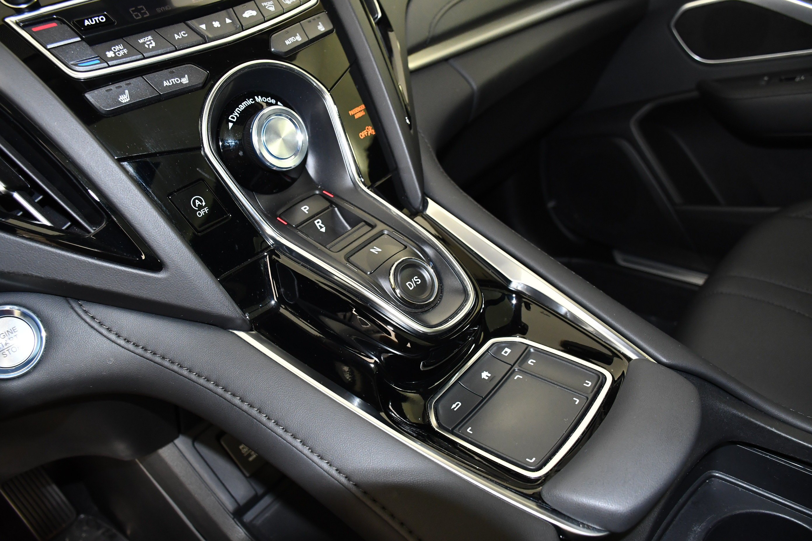 Used 2023 Platinum White Pearl Acura Base image 30