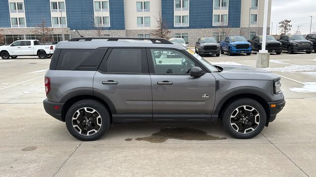 Used 2023 Gray Ford Outer Banks image 9