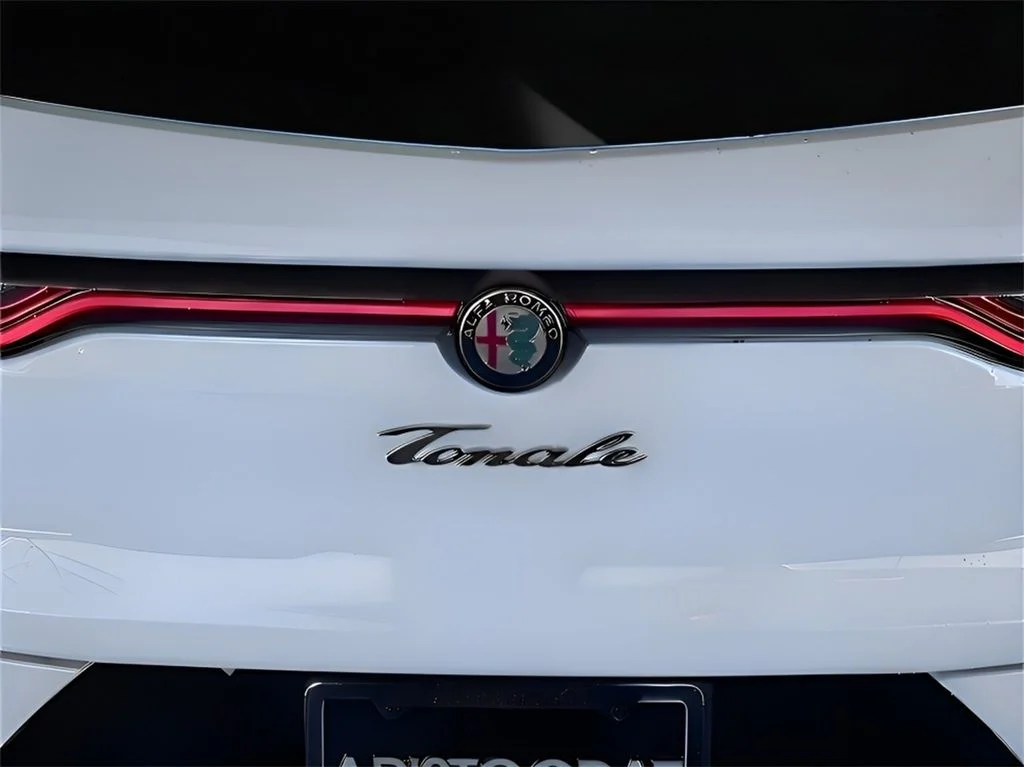 Used 2024 Milano White Alfa Romeo Ti image 7