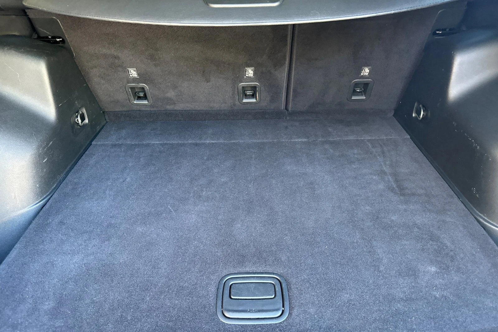 Used 2019 Billet Silver Metallic Clearcoat Jeep Trailhawk image 16