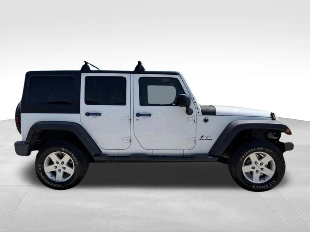 Used 2016 White Jeep Unlimited Sport image 6