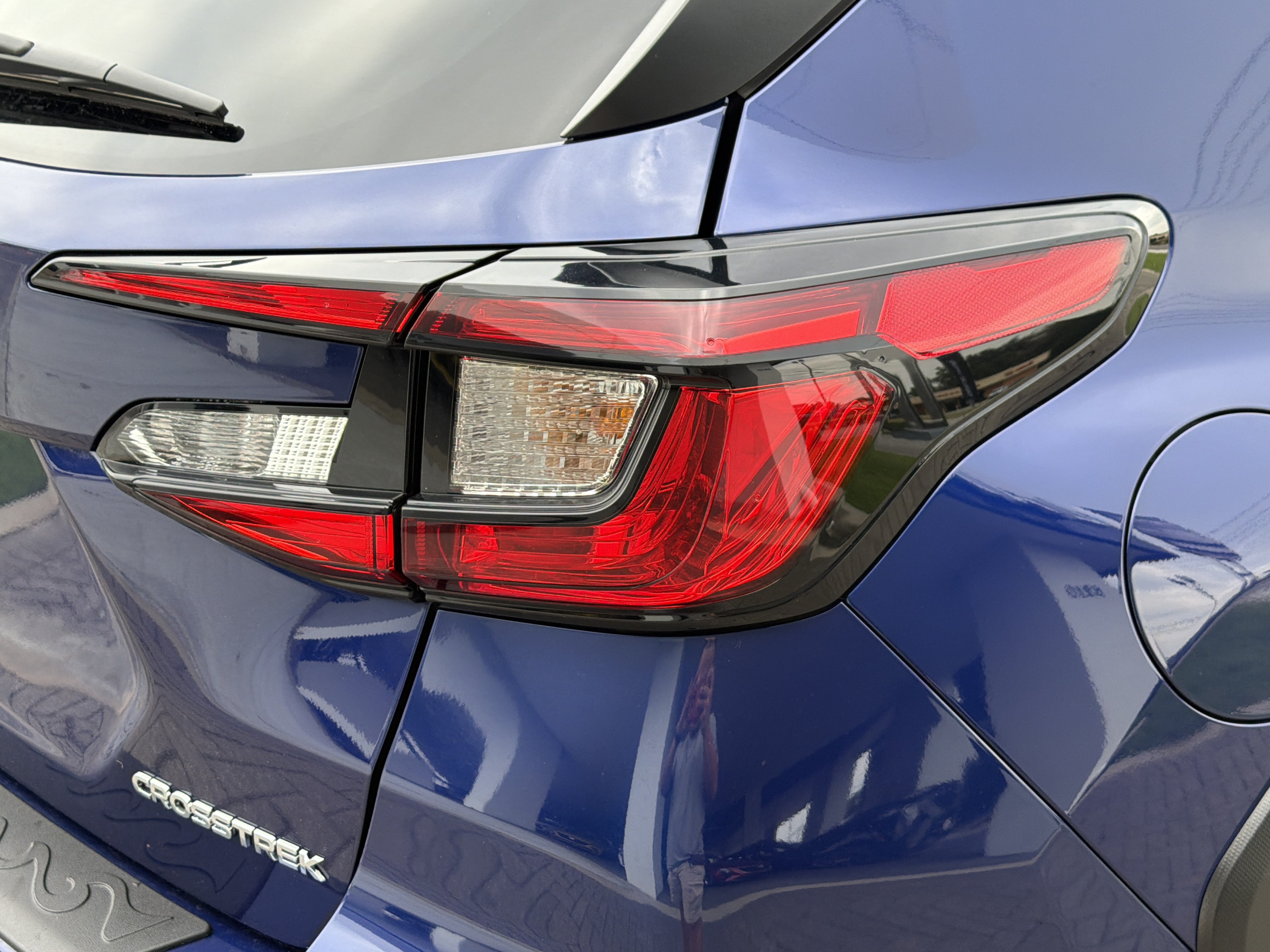 Certified Used 2025 Sapphire Blue Pearl Subaru Premium image 13
