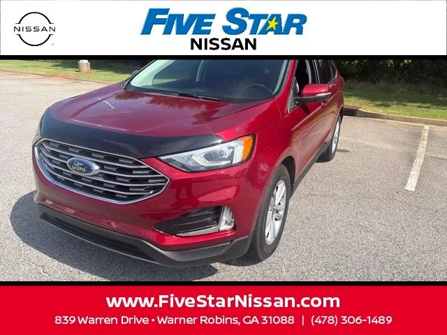 Used 2019 Red Ford SEL image 2