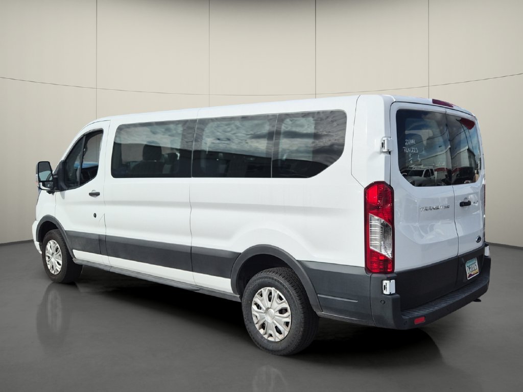 Used 2023 White Ford XLT image 5
