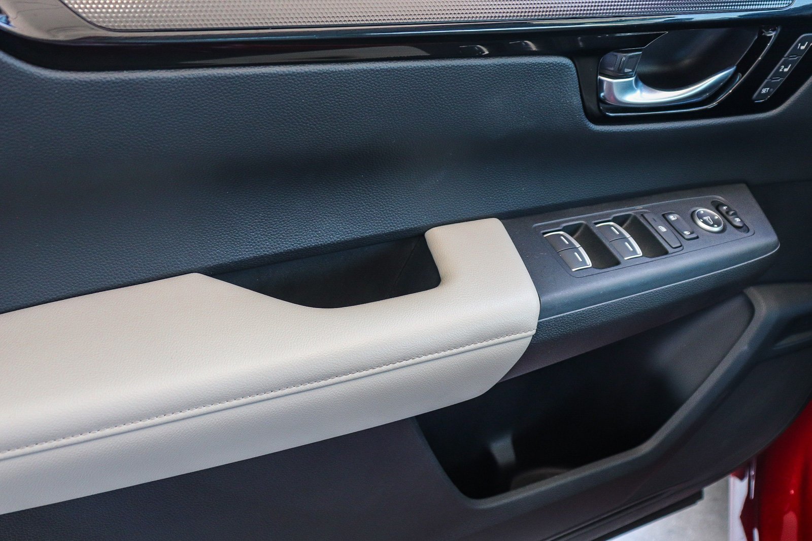 2024 Honda CR-V EX-L - Photo 25