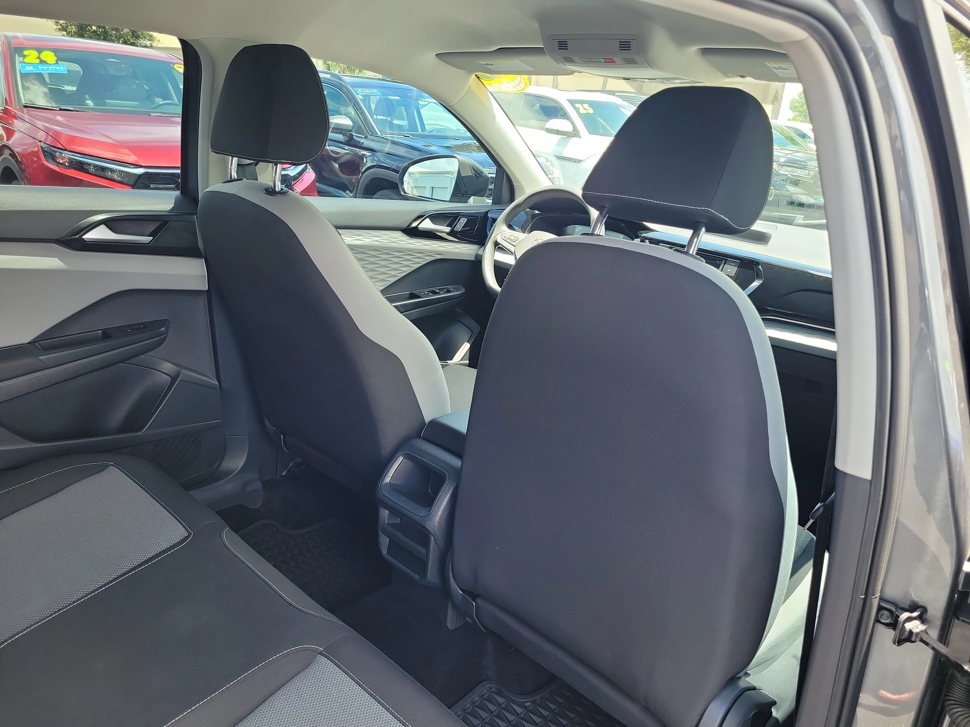 Used 2022 Gray Volkswagen 1.5T S image 10