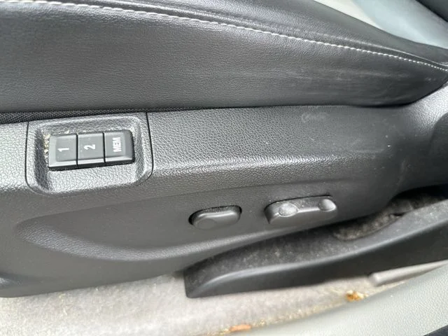 Used 2015 White Buick Premium image 16