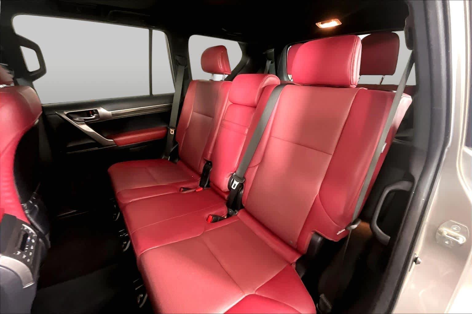 Used 2022 Atomic Silver Lexus Premium image 18