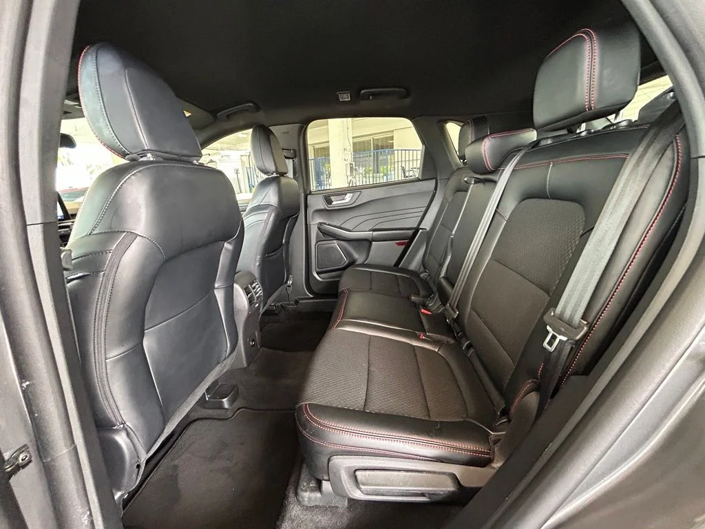 Used 2025 Gray Metallic Ford ST-Line image 31