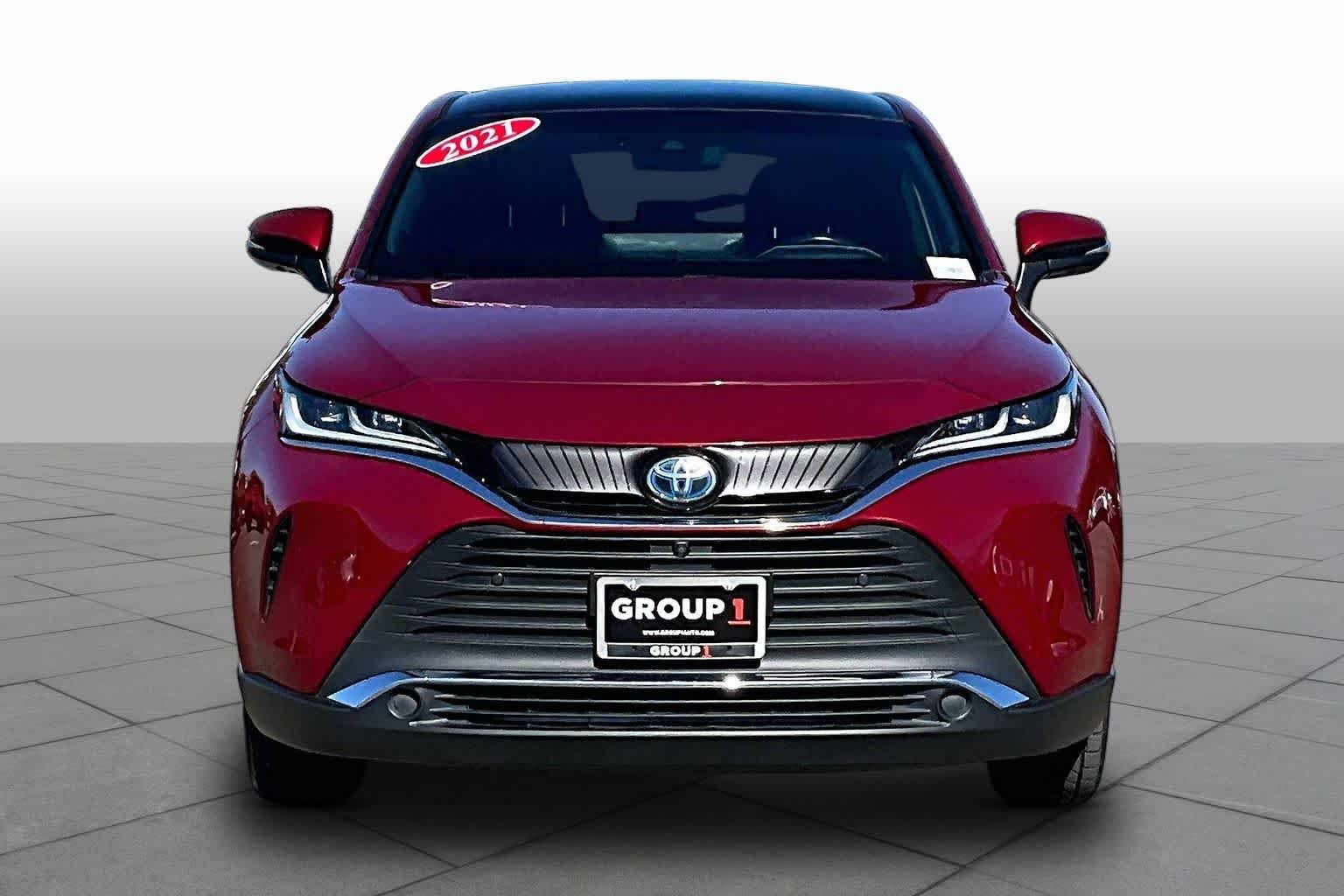 Used 2021 Ruby Flare Pearl Toyota Limited image 3