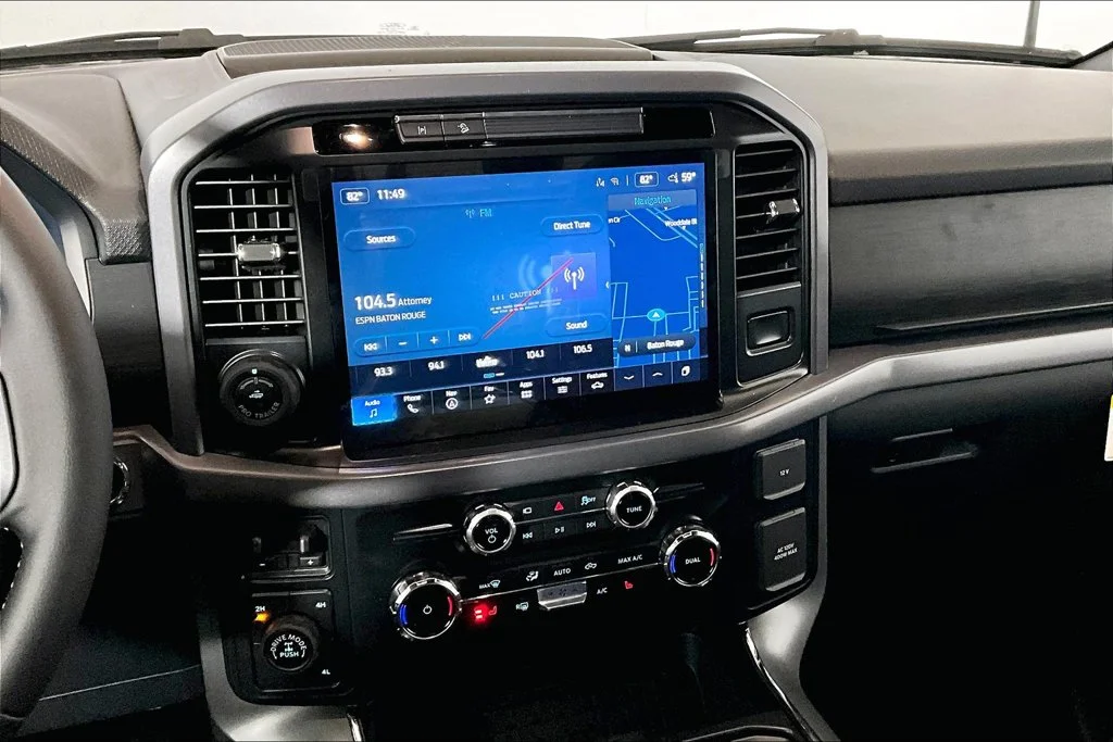 New 2025 Agate Black Metallic Ford XLT image 7