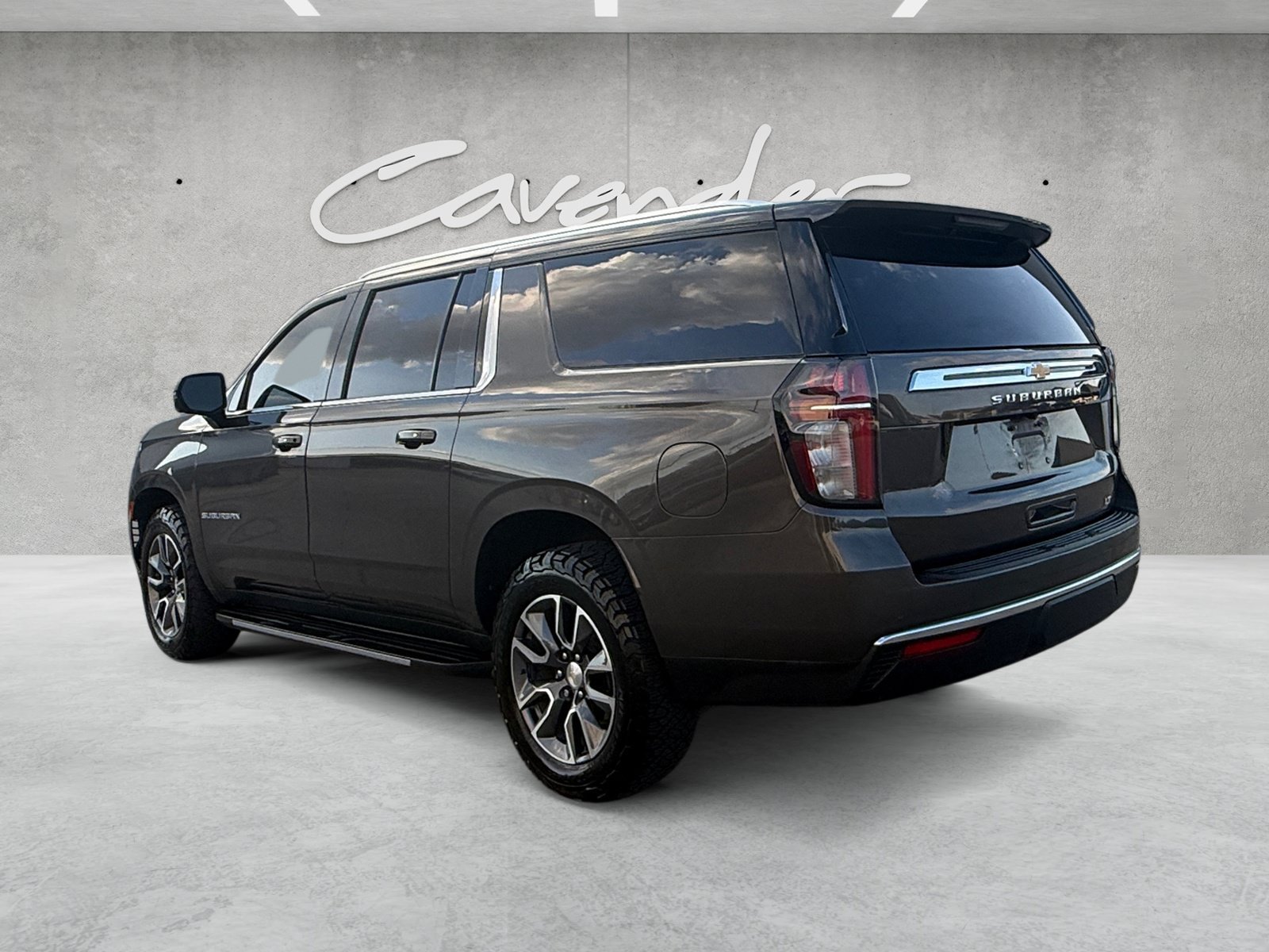 Used 2021 GRAYWOOD METALLIC Chevrolet LT image 14