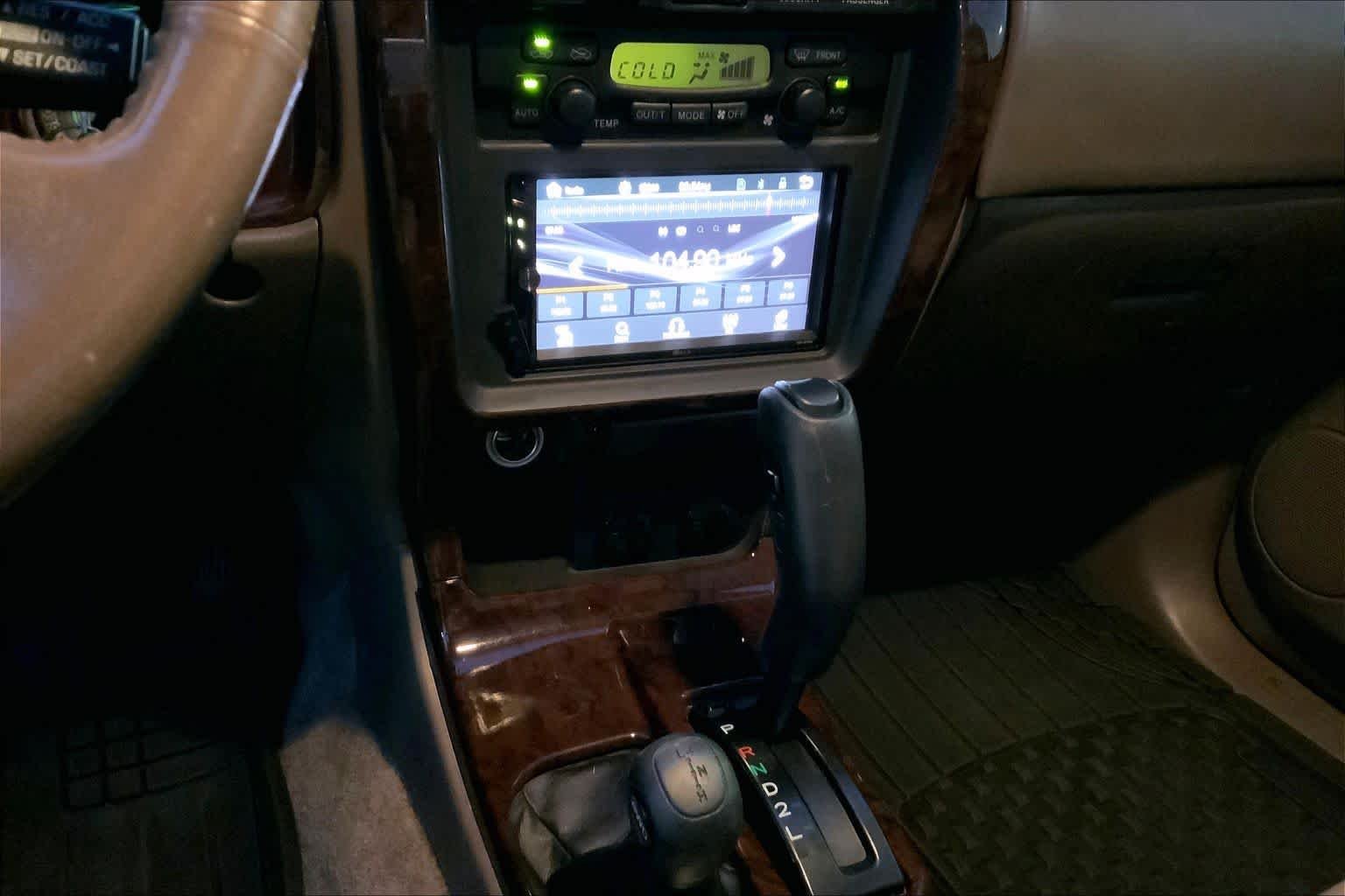 Used 2002 GOLDEN PEARL Toyota Limited image 5