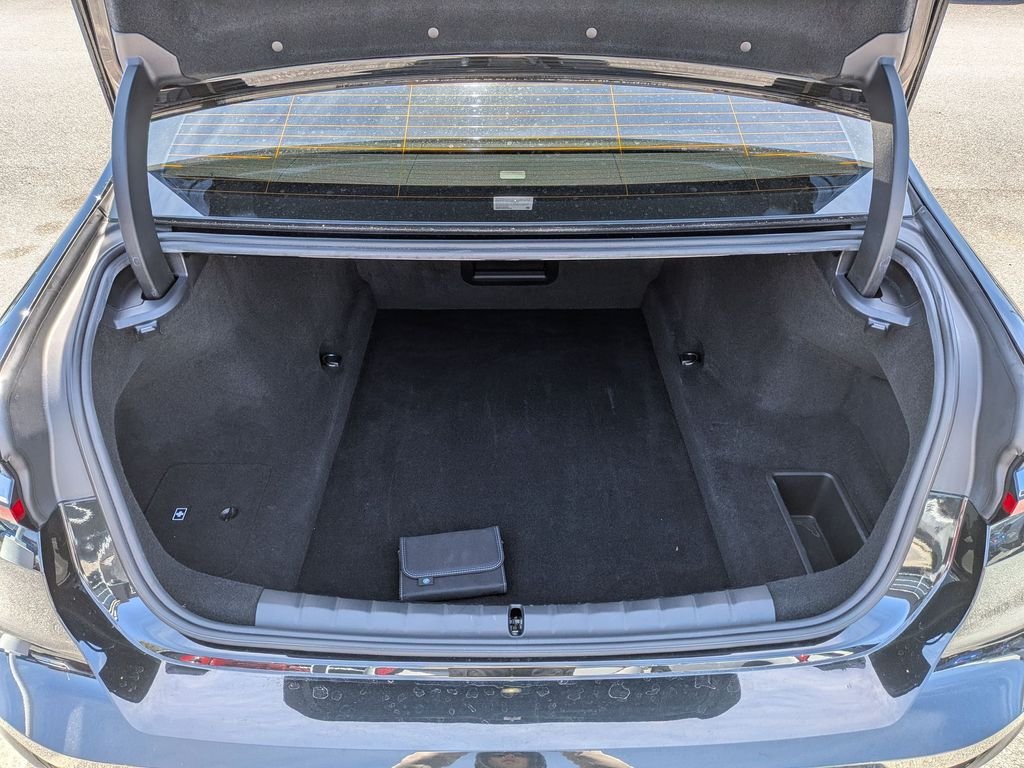 2024 BMW 7 Series 740i - Photo 21