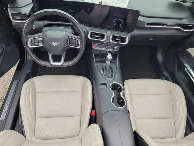 2024 Ford Mustang EcoBoost - Photo 15