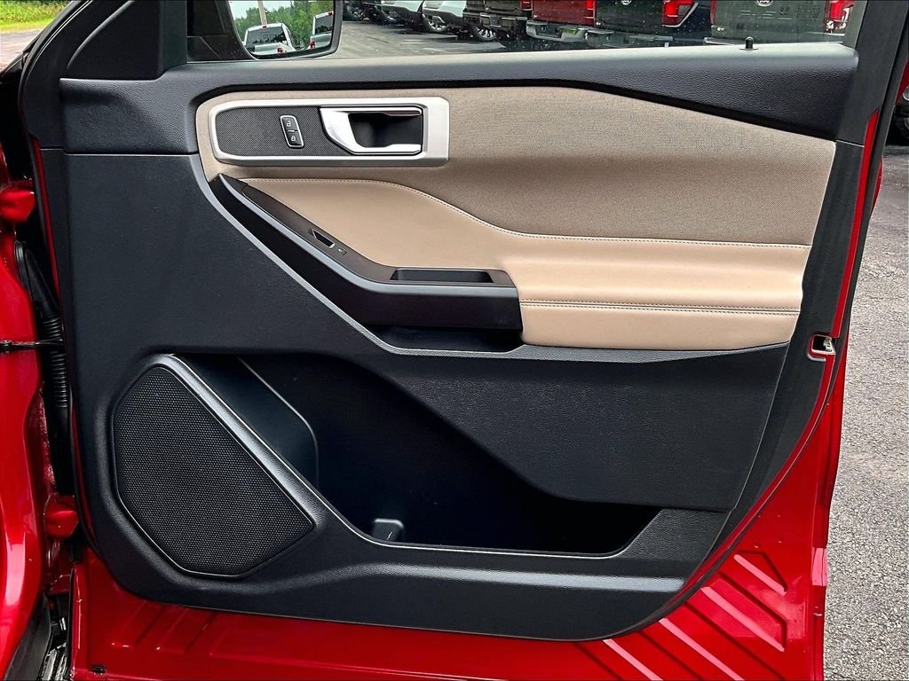 Used 2020 Red Metallic Ford XLT image 12